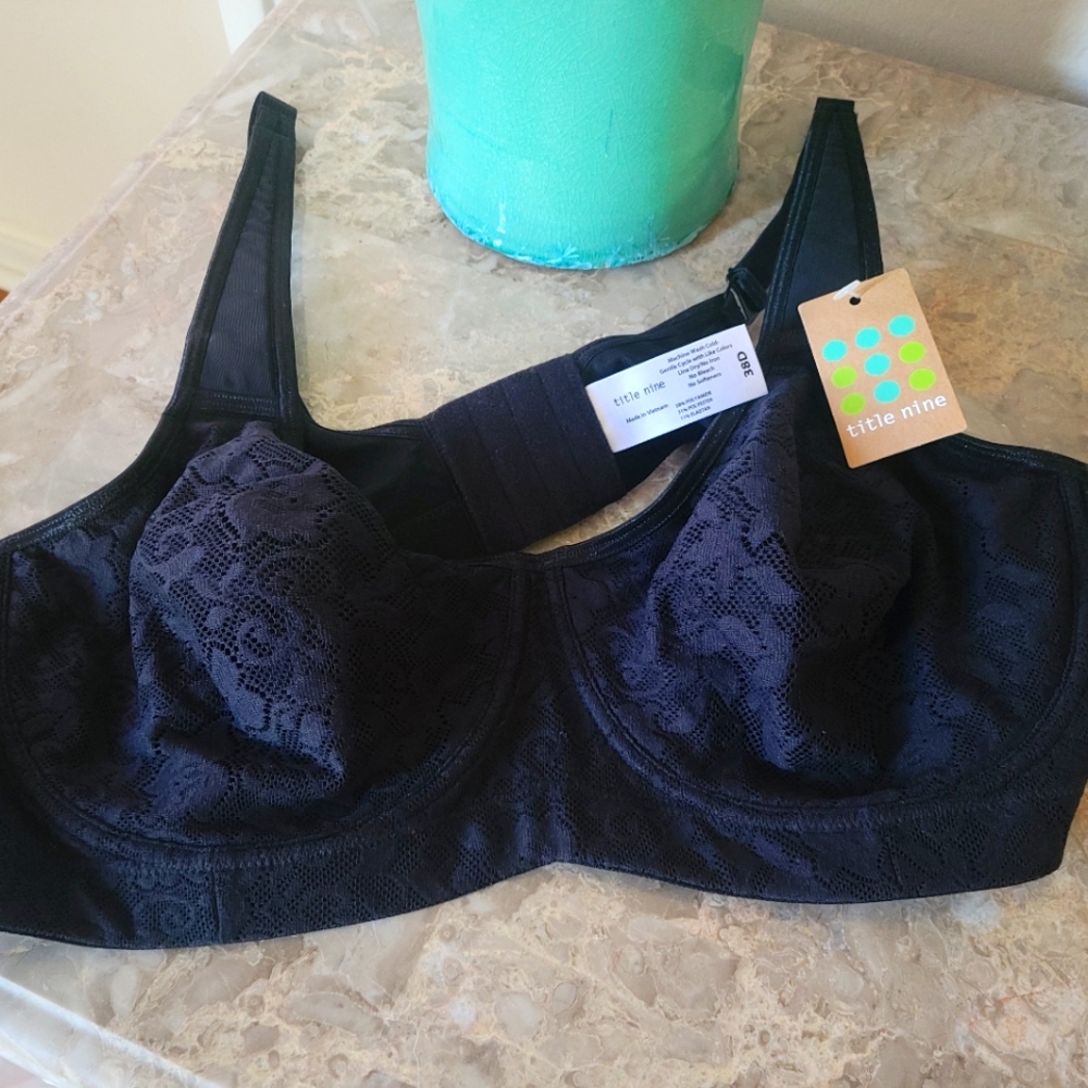 BRA NEW WITH TAGS TITLE NINE 38D BLACK LACE